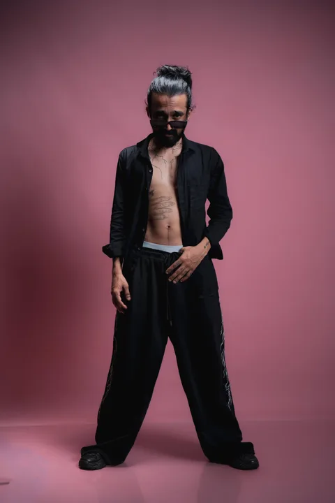 King Lotuss studio portrait 22