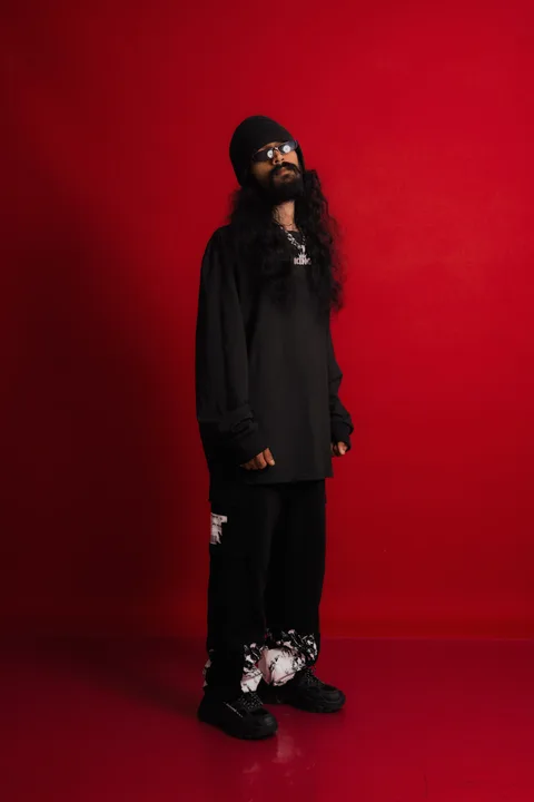King Lotuss studio portrait 17