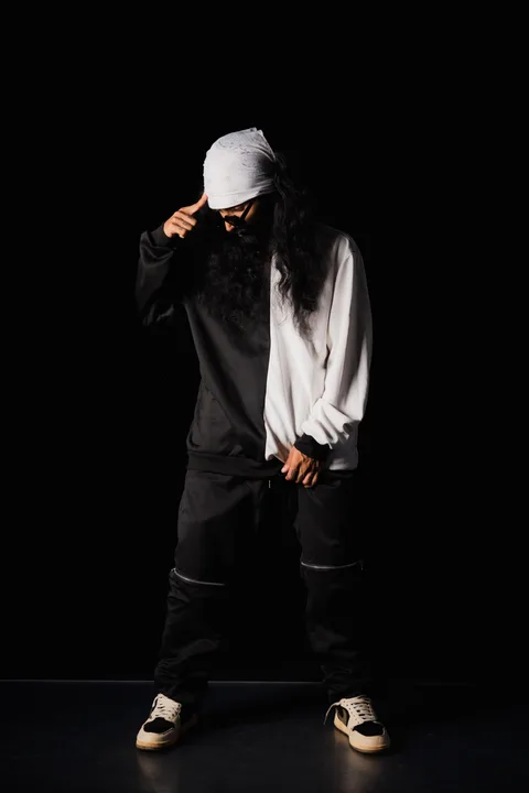 King Lotuss studio portrait 19