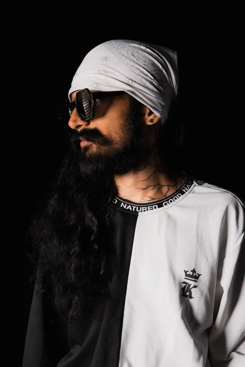 King Lotuss studio portrait 8